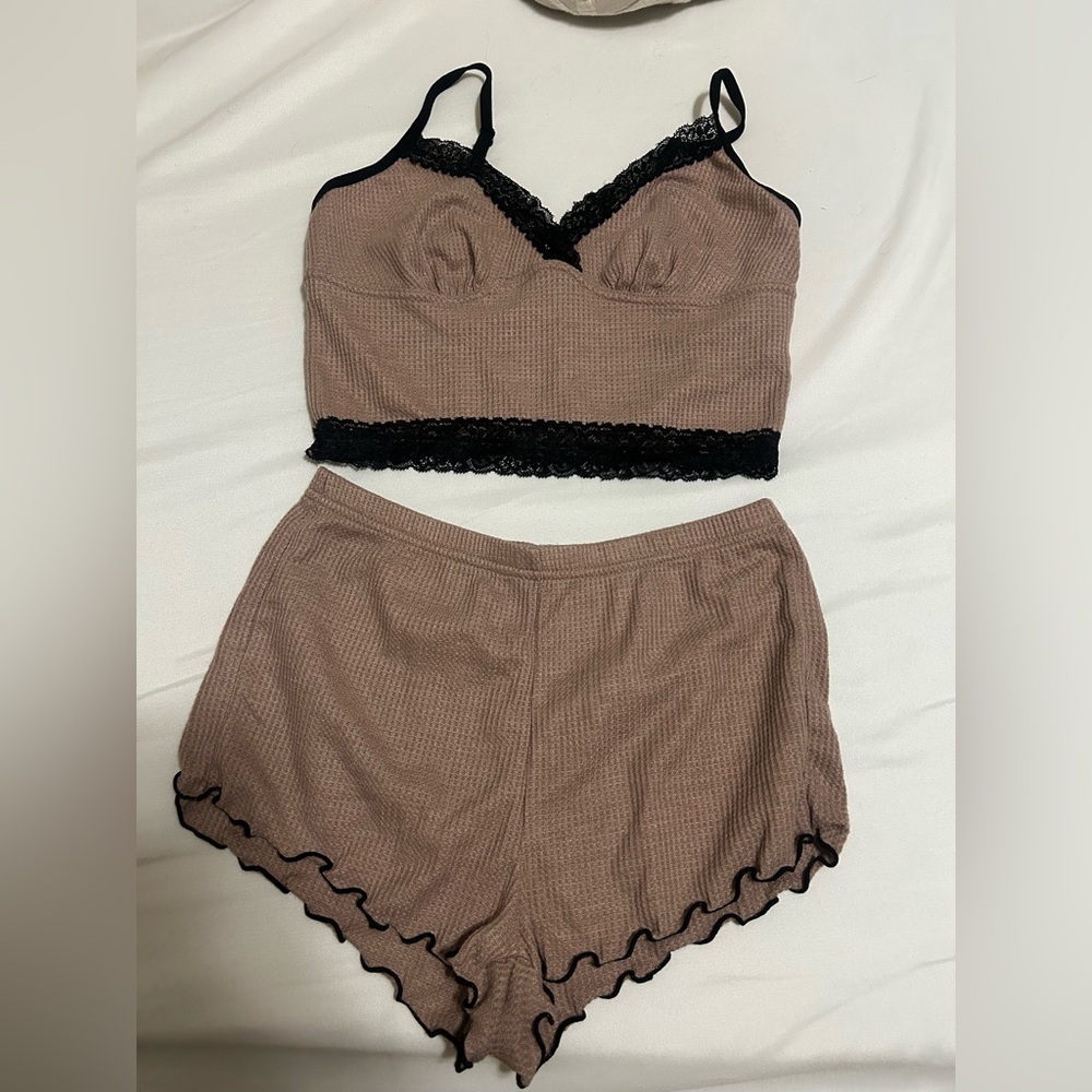 Women's Mauve black Lace Trim Sleepwear Set